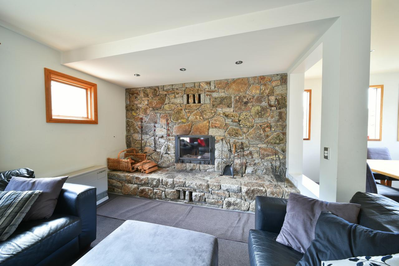 Mountain Vista 4 Villa Thredbo Exterior photo